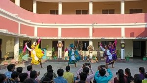 कला : जीवंत हुई पंजाब और बुंदेलखंड की संस्कृति, लोक-संगीत के विद्यार्थियों ने दी शानदार प्रस्तुति